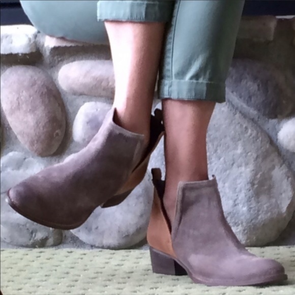 diba true stop by ankle boot